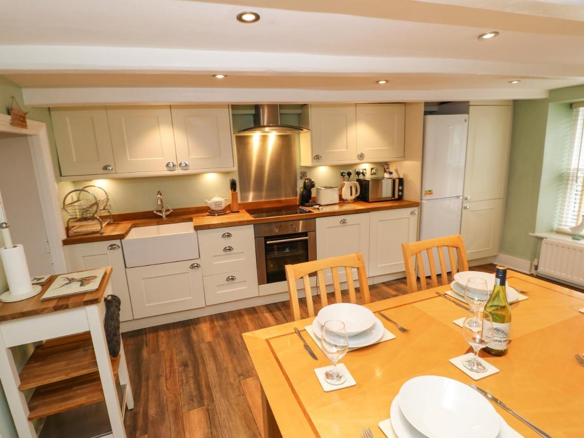 Bank Cottage Alston Bagian luar foto